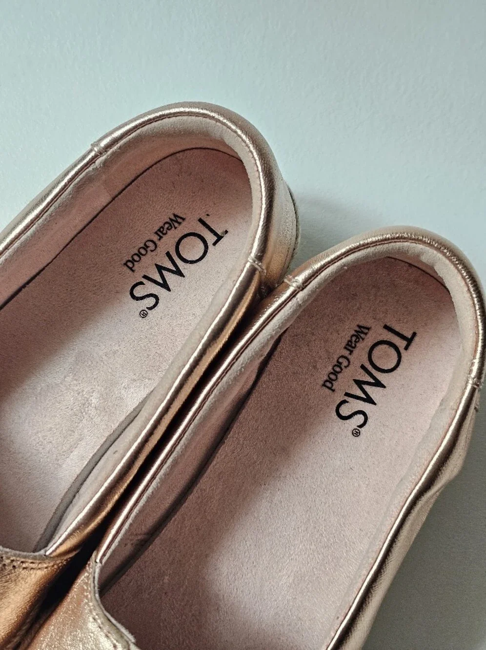 TOMS Valencia Rose Gold Metallic Leather Jute Platform Espadrille SlipOn Shoes 8